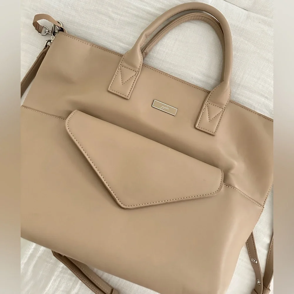 Jujube 24-7 Tote & Clutch